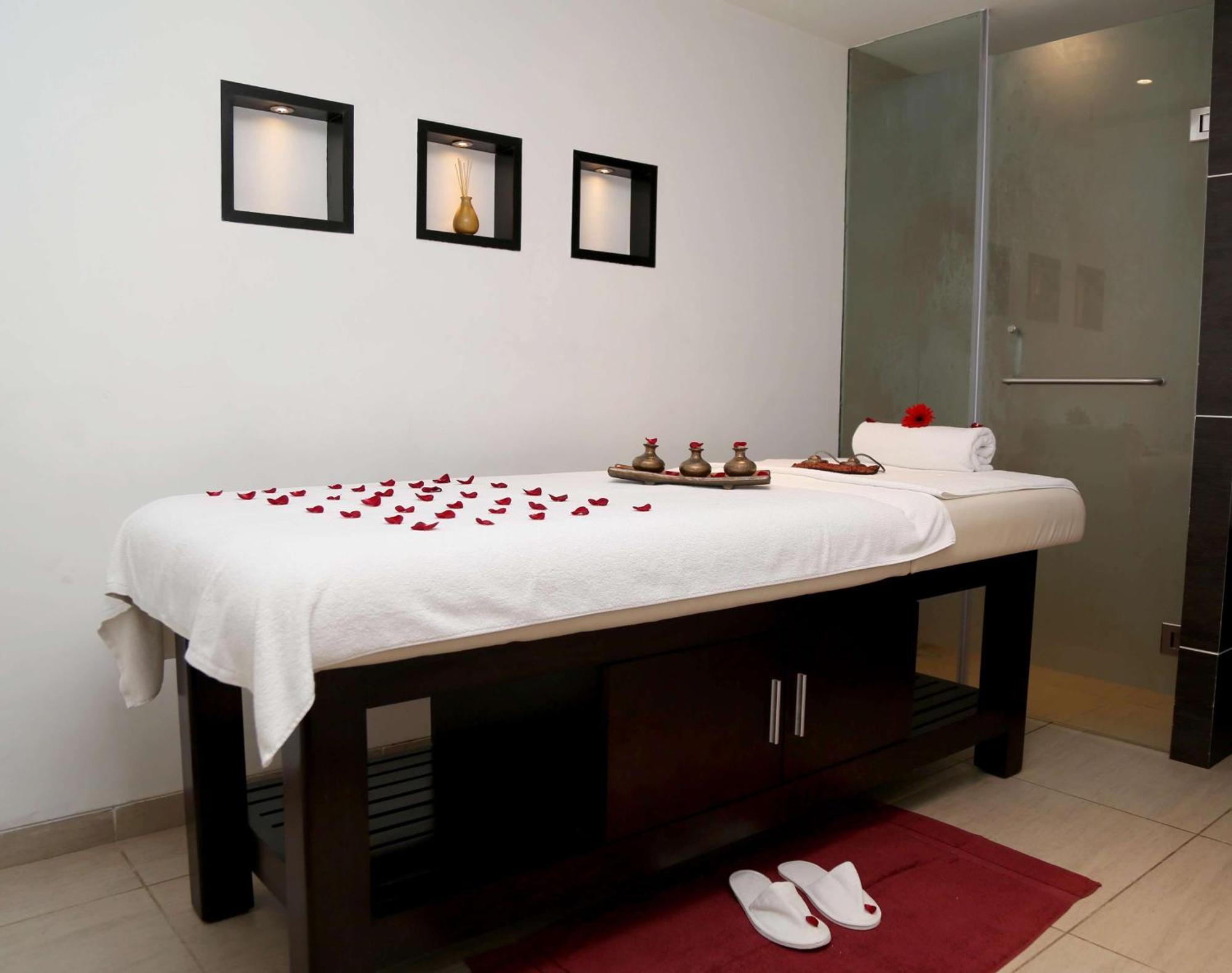 Country Inn & Suites By Radisson Navi Mumbai Extérieur photo